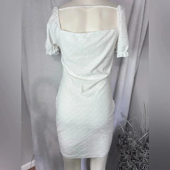 Heart & Hips White Eyelet Dress Ruched Bodycon Square Neck Mini L - Picture 3 of 3